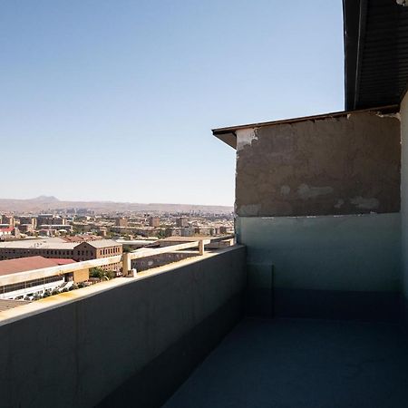 Bright Apartment On 13Th Floor Yerevan Ngoại thất bức ảnh